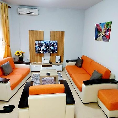 Skanderbeg Square Apartments Tiranë Ngoại thất bức ảnh