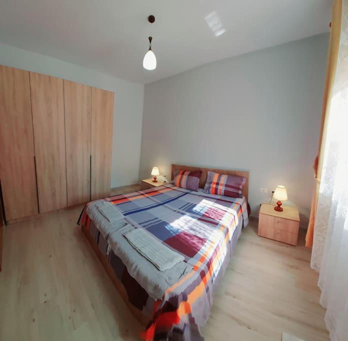 Skanderbeg Square Apartments Tiranë Ngoại thất bức ảnh