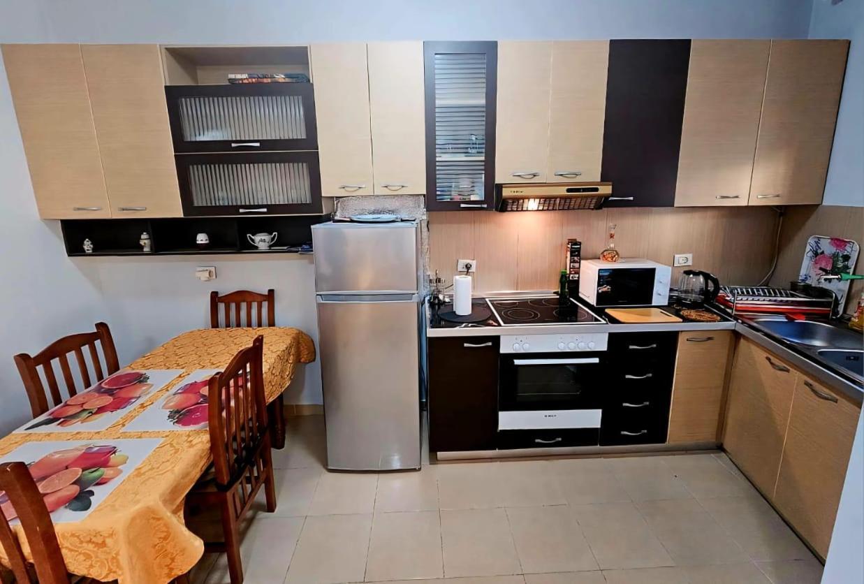 Skanderbeg Square Apartments Tiranë Ngoại thất bức ảnh